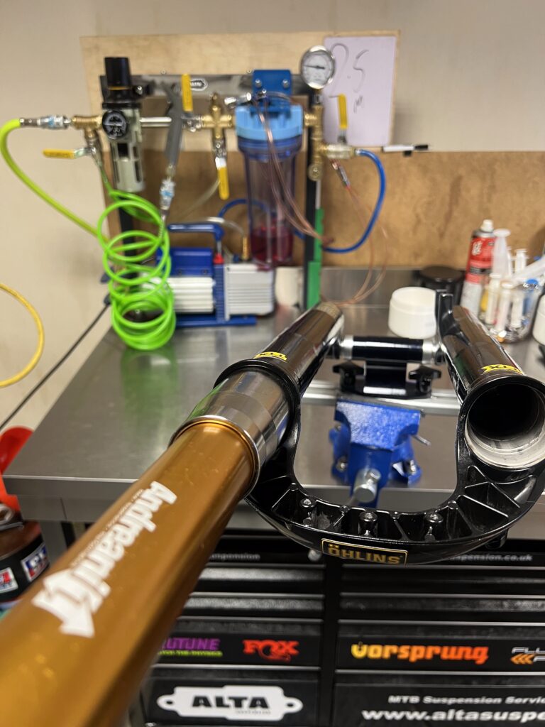 Öhlins RFX38m.2 bushings